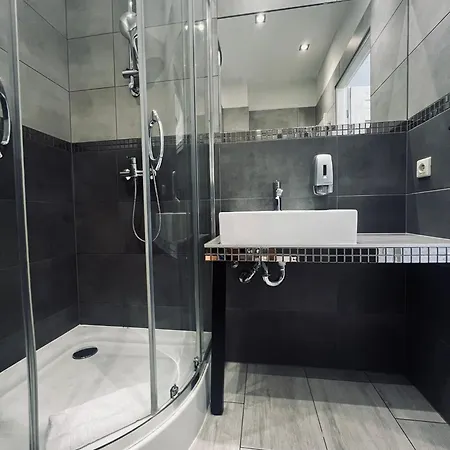 - Ruska Centrum * Breslavia