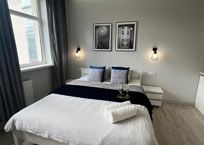 - Ruska Centrum Βρότσλαβ